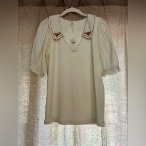 NWT Puff Sleeve Embroidered Collar Blouse